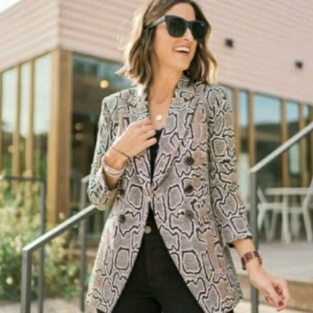 CAbi Python Print Double Breasted Blazer Style 37… - image 8
